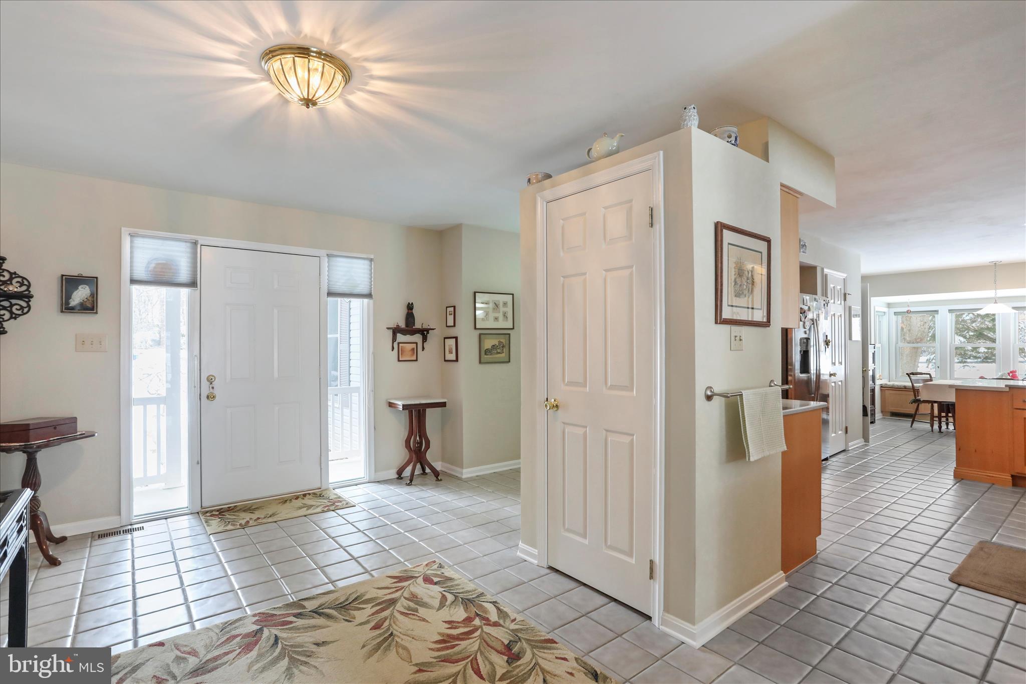 ROXBURY HILLS - Residential