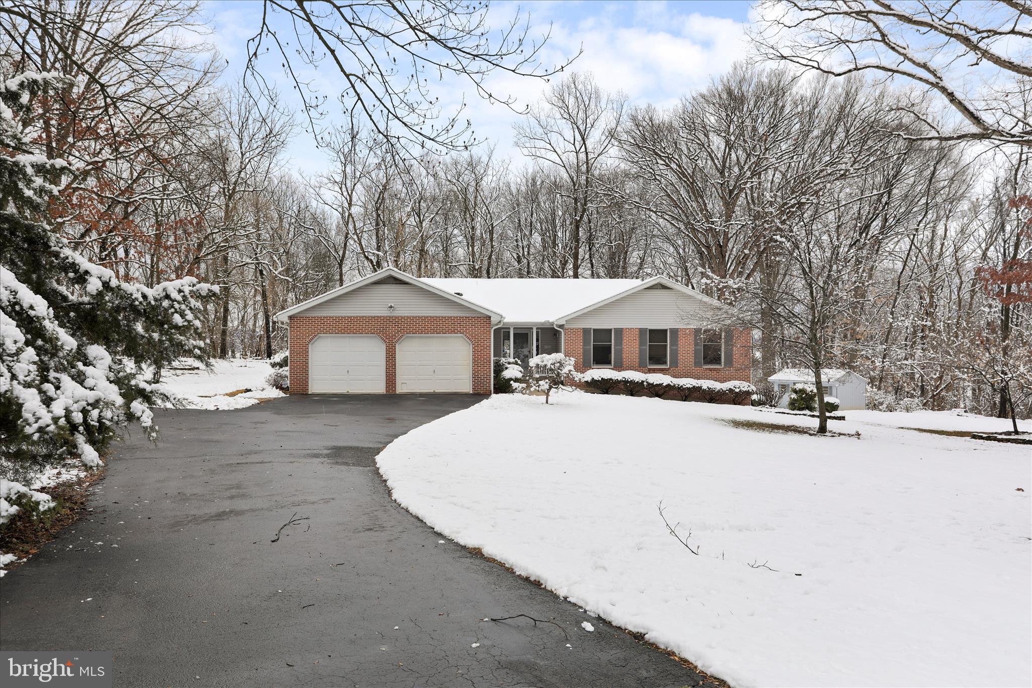 ROXBURY HILLS - Residential