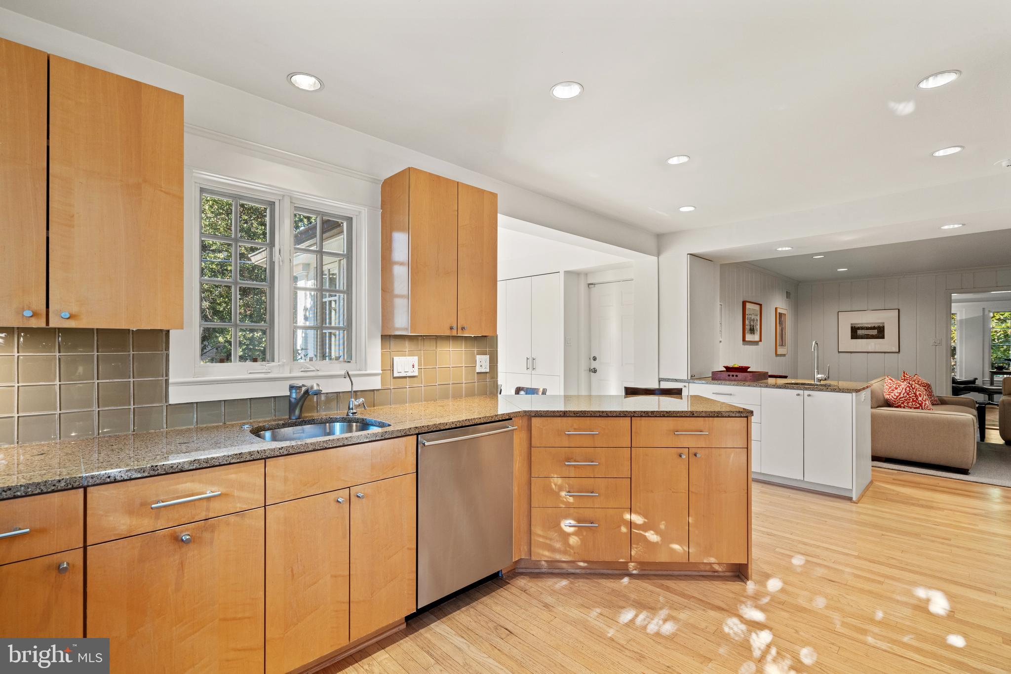 KENWOOD - Residential