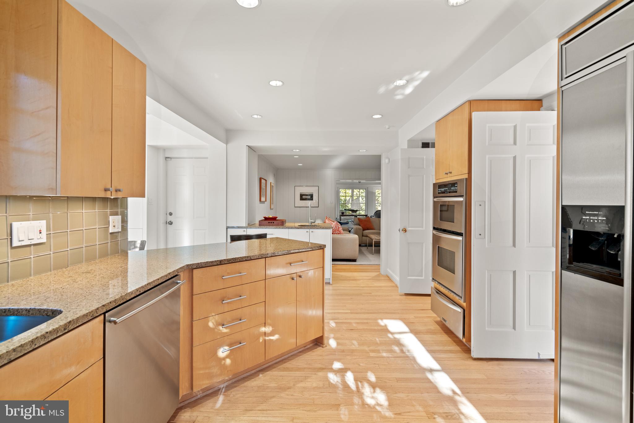 KENWOOD - Residential