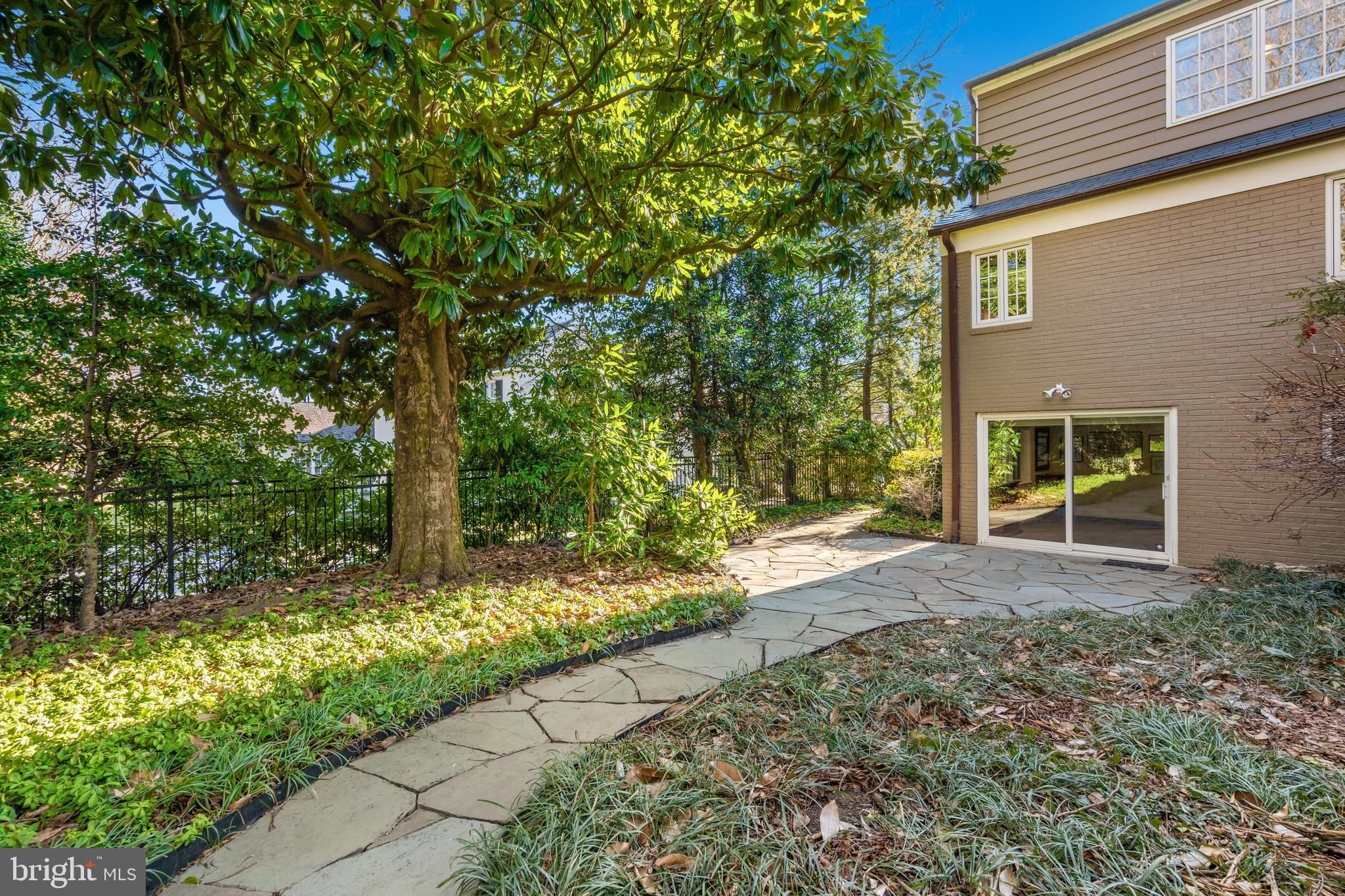 KENWOOD - Residential