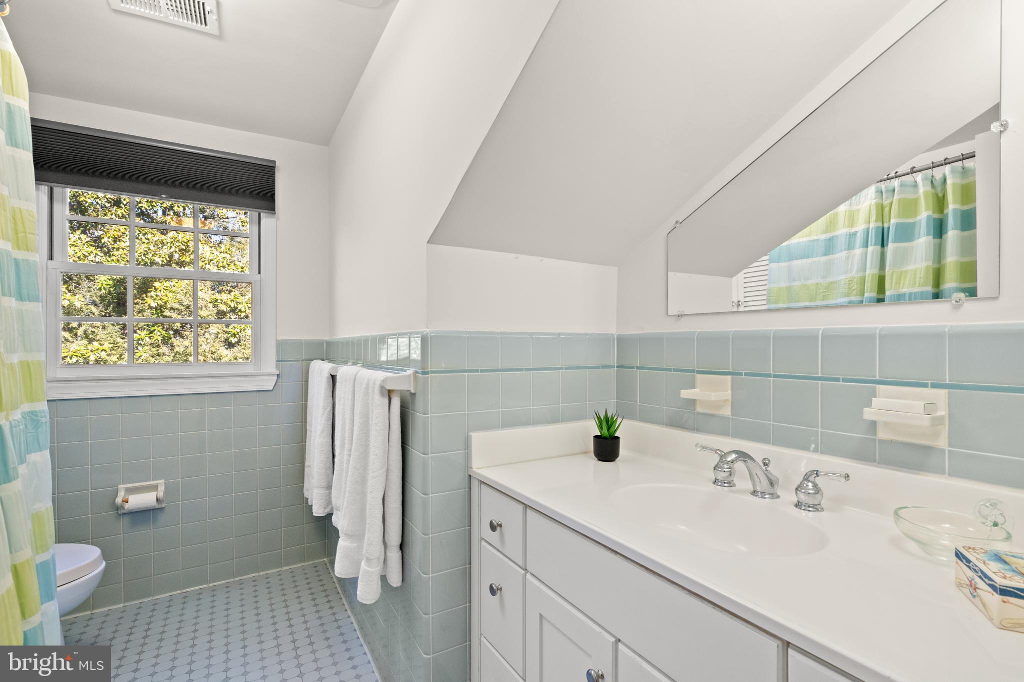 KENWOOD - Residential