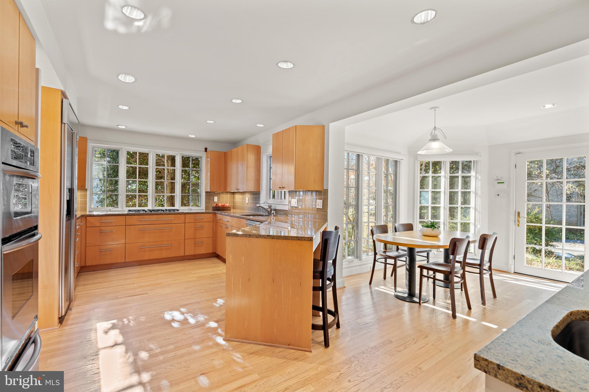 KENWOOD - Residential