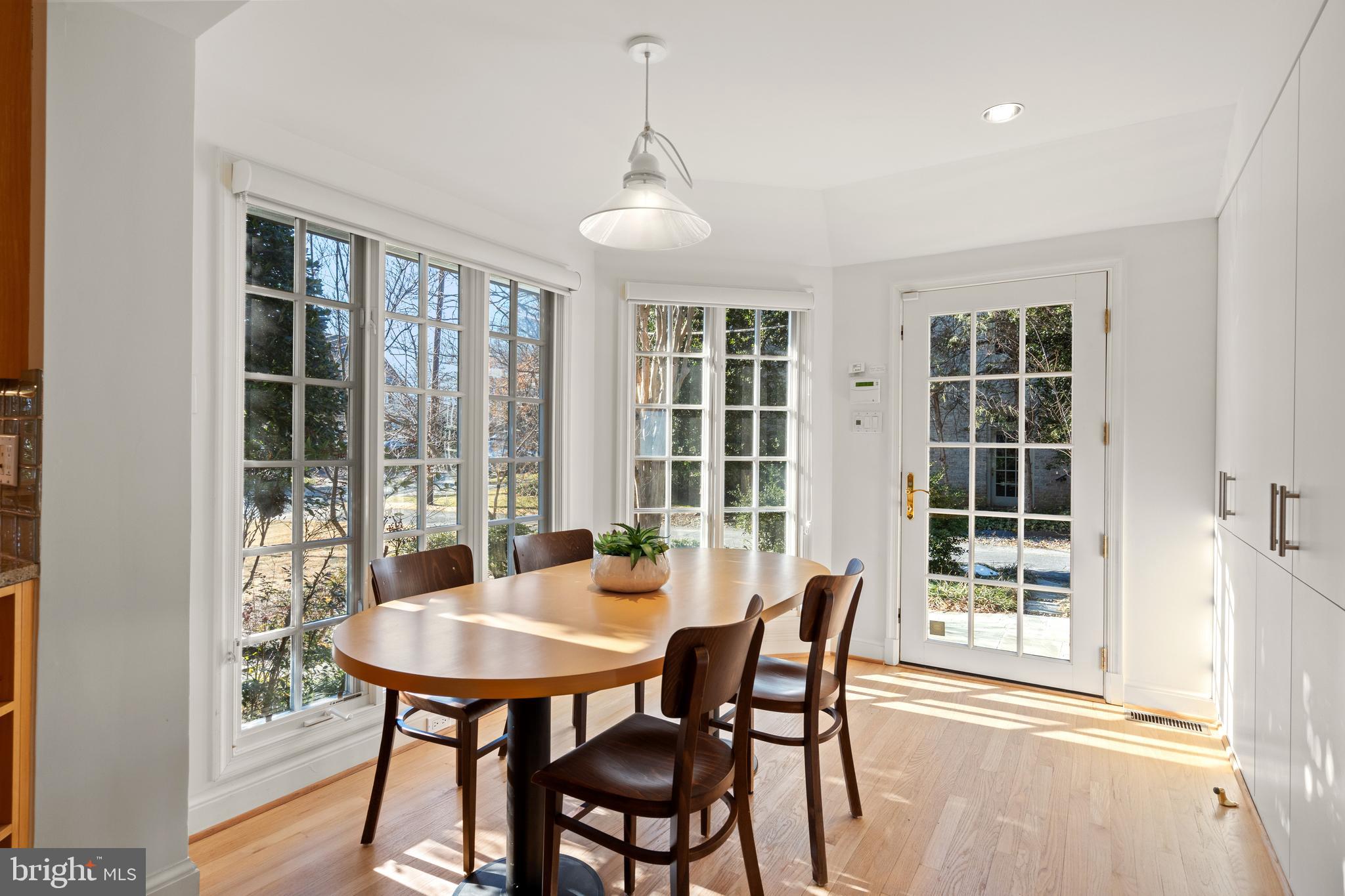 KENWOOD - Residential