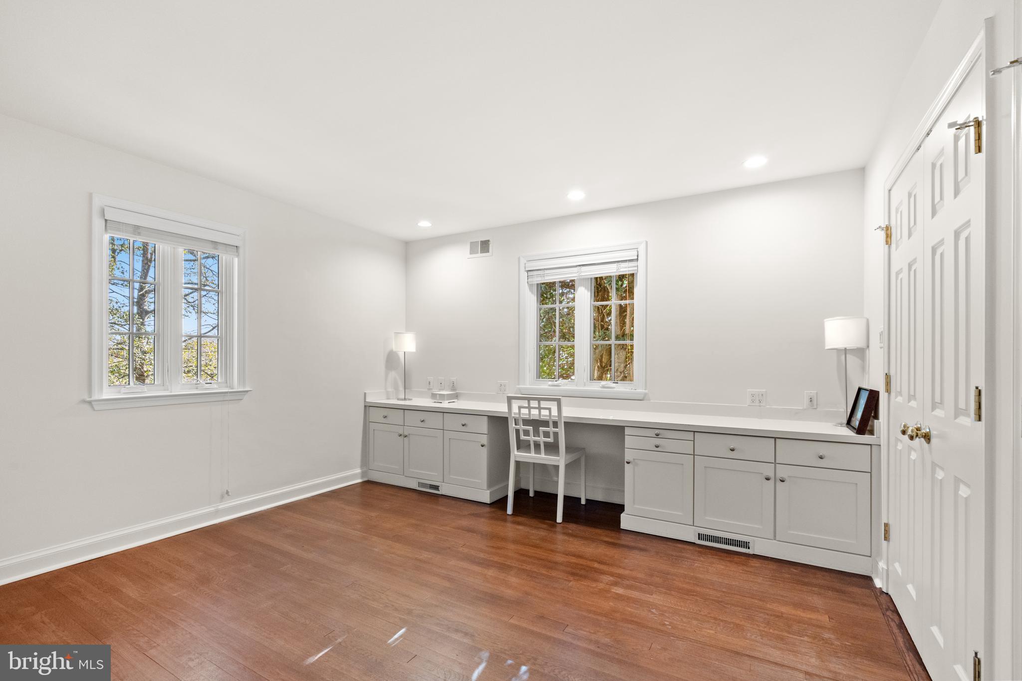 KENWOOD - Residential