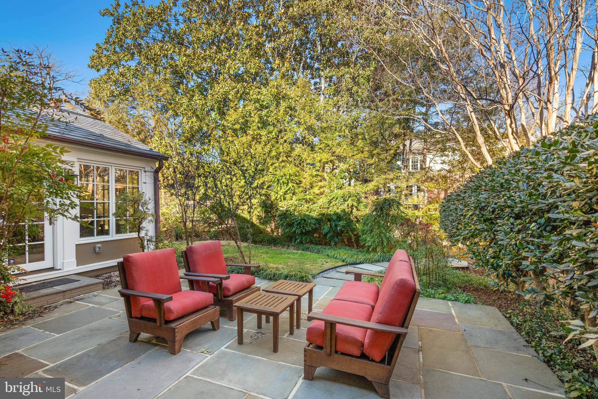 KENWOOD - Residential