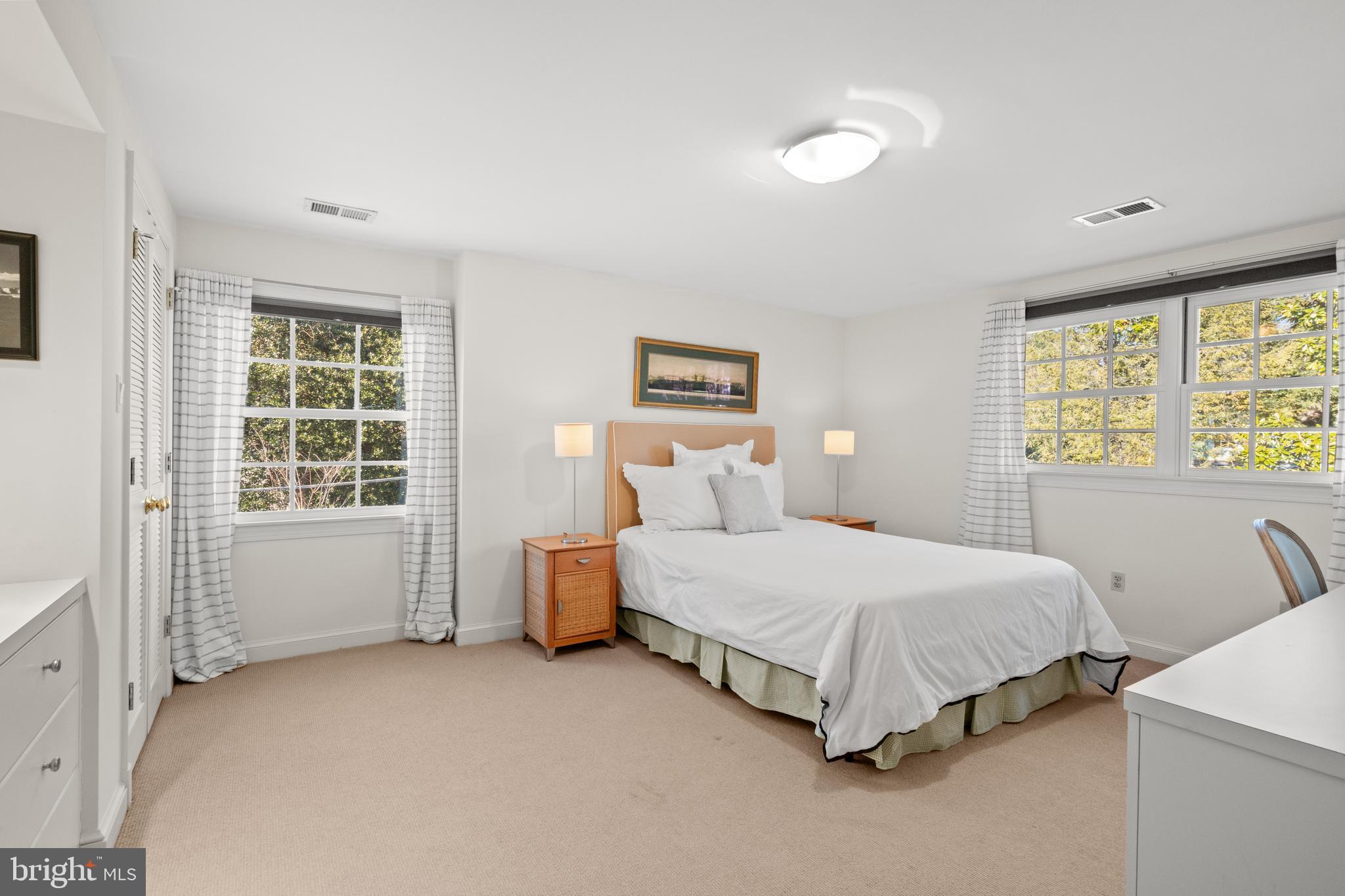 KENWOOD - Residential