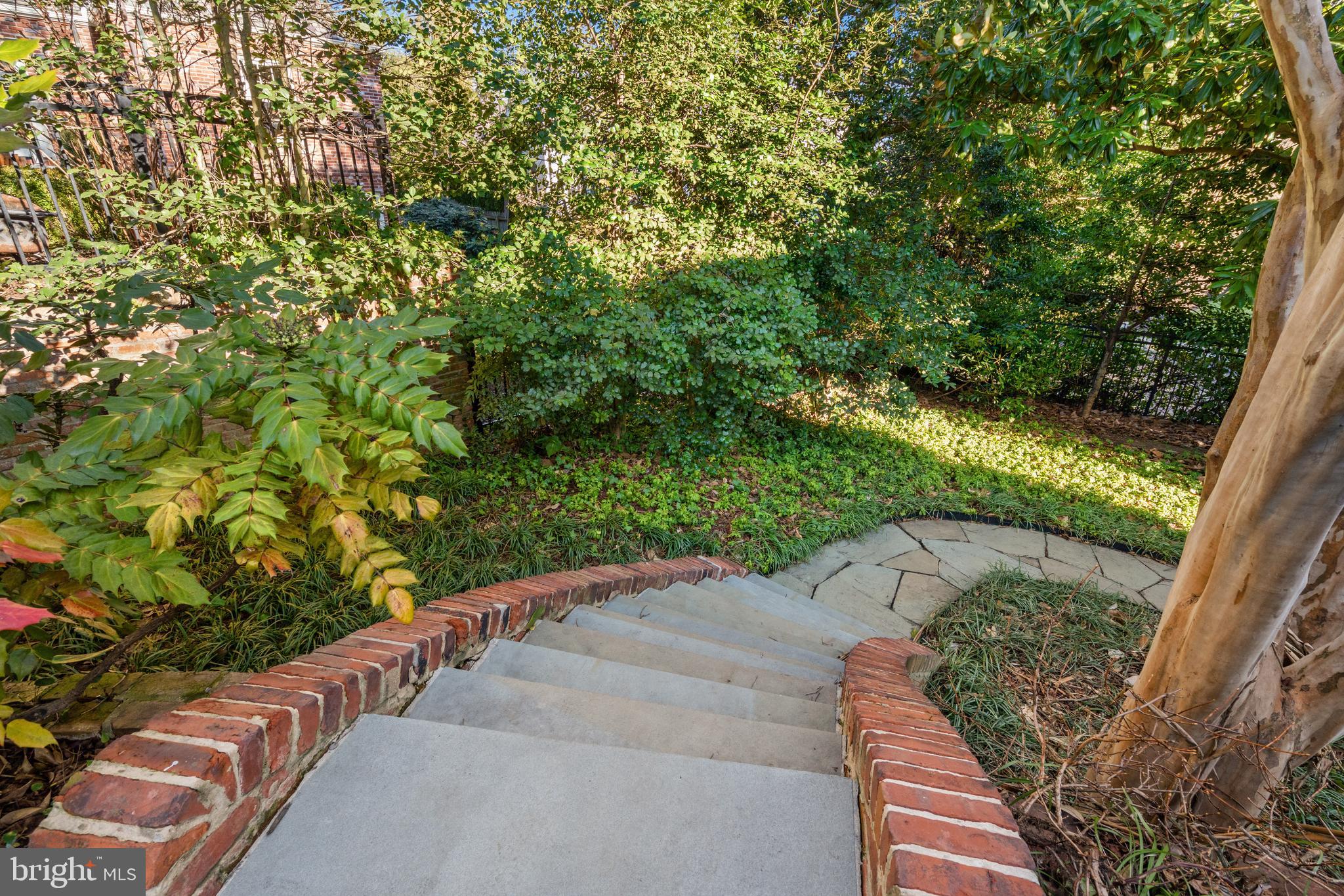 KENWOOD - Residential