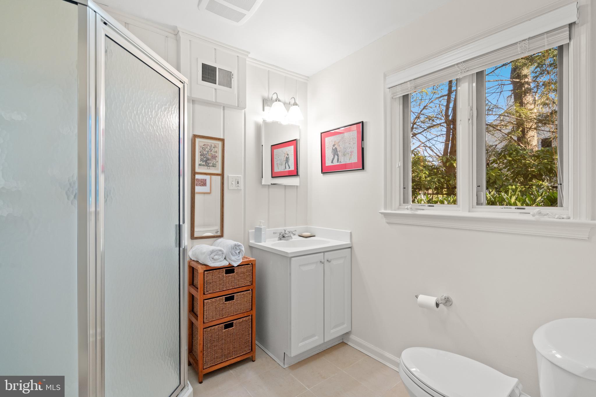 KENWOOD - Residential