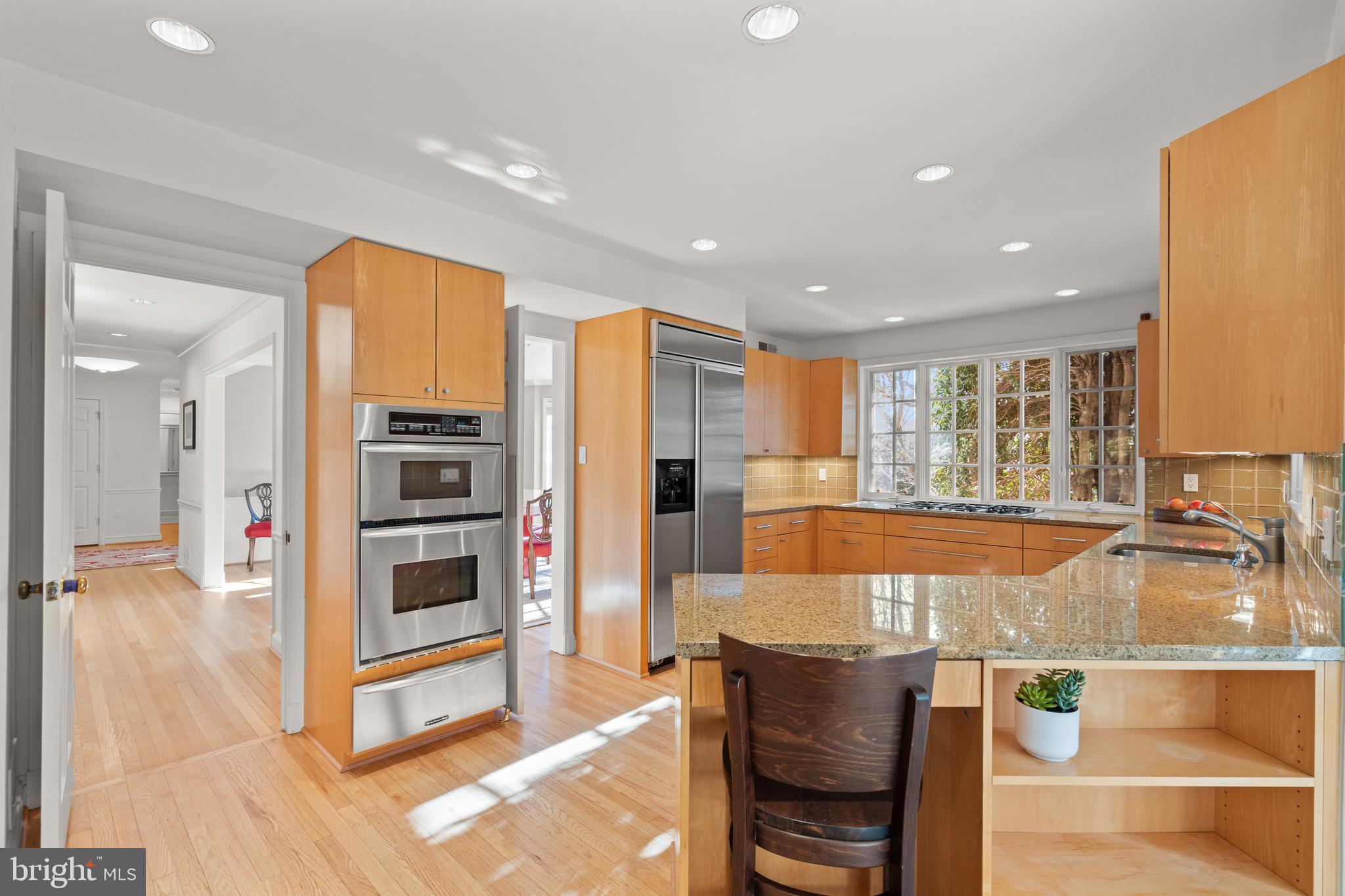 KENWOOD - Residential