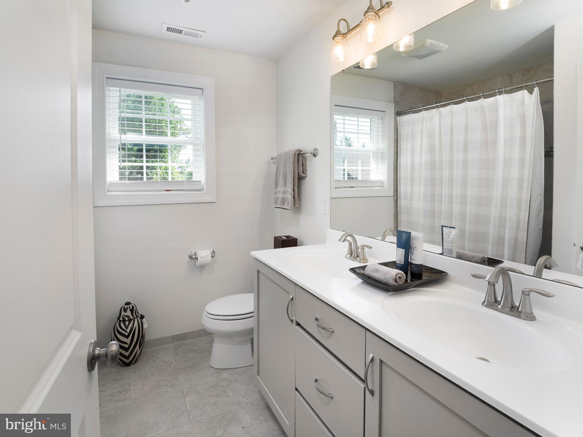 DARLINGTON POINTE - Residential