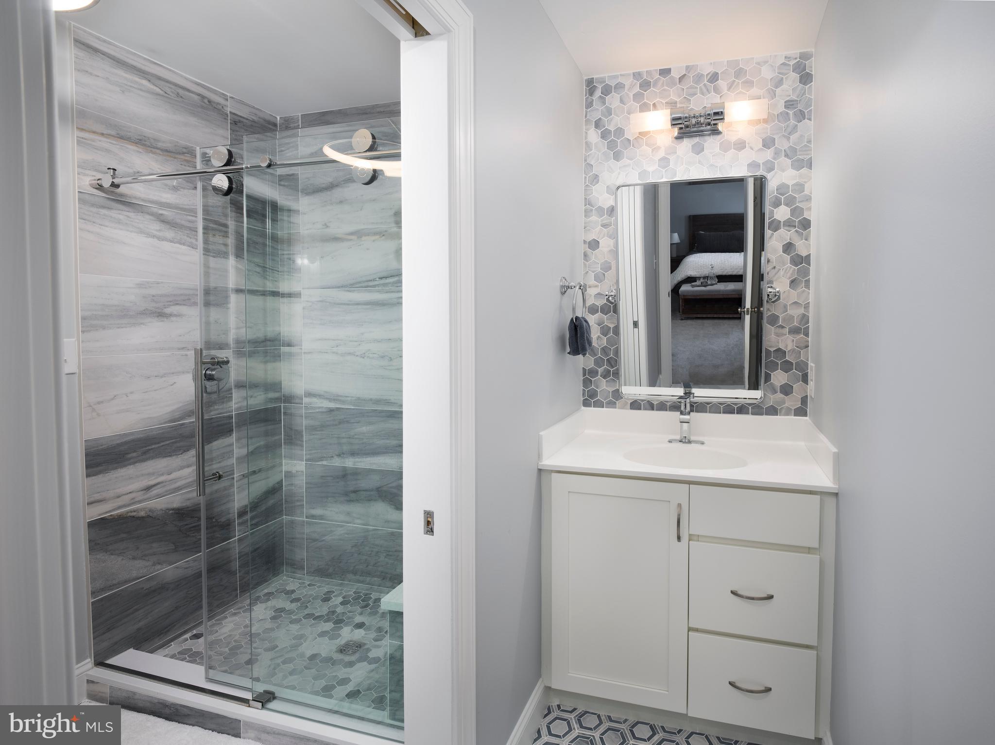 DARLINGTON POINTE - Residential