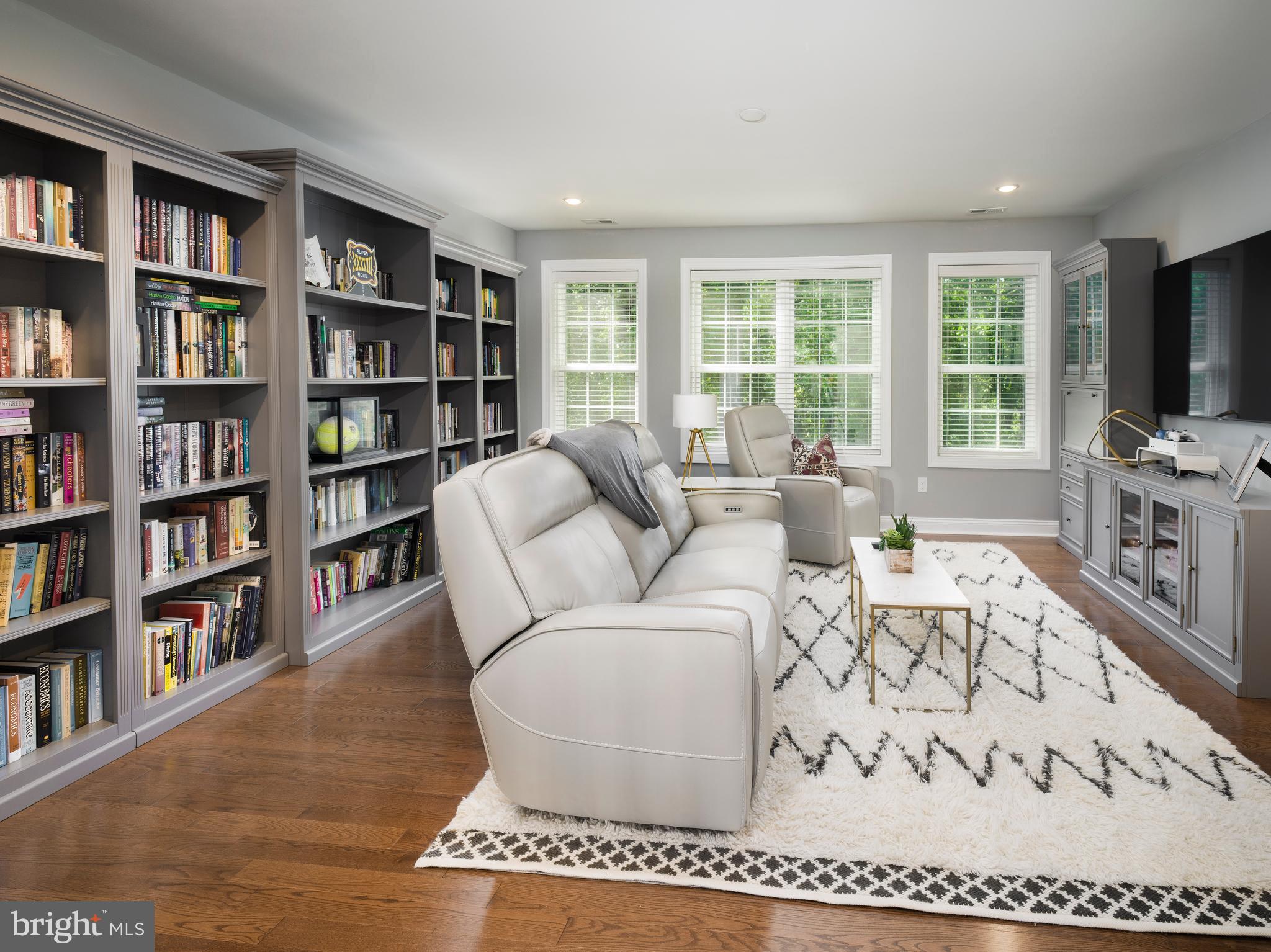 DARLINGTON POINTE - Residential