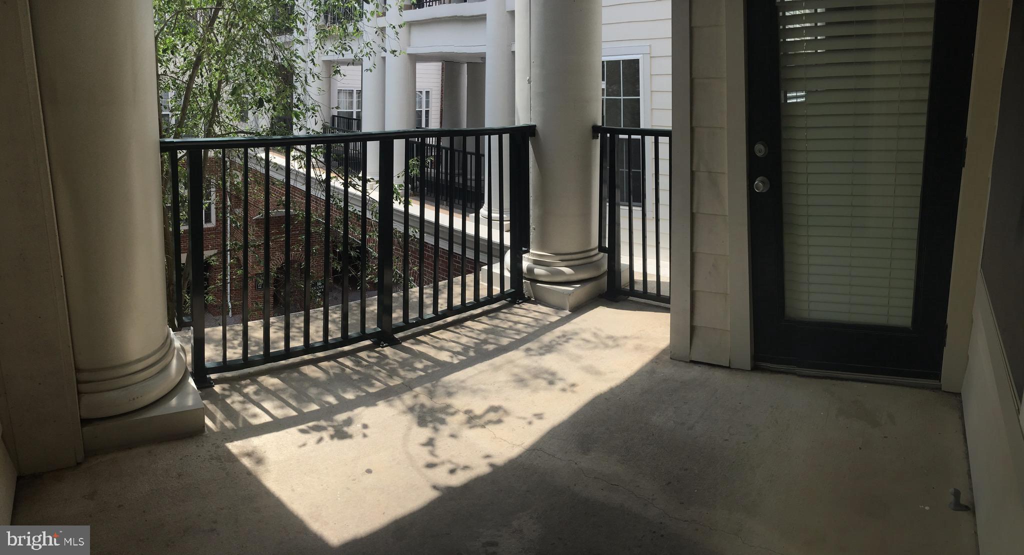 THE COLONNADE AT KENTLANDS - Residential Lease