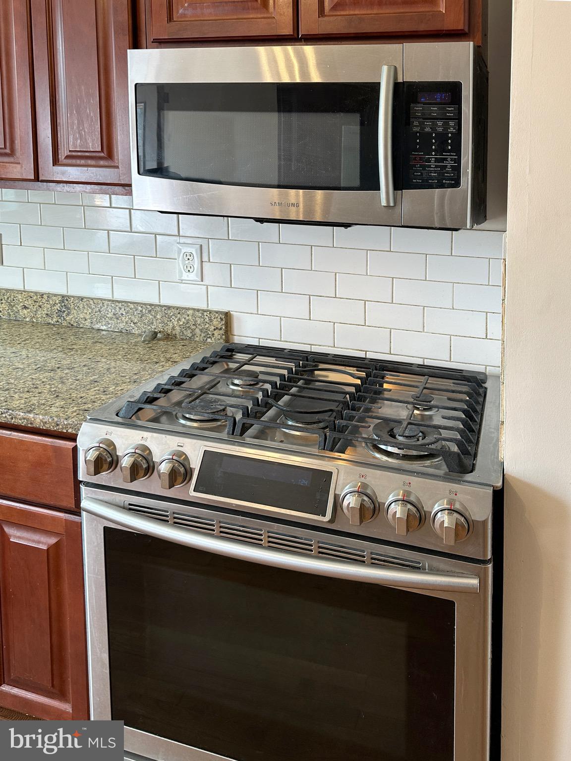 CHARLES VILLAGE - Residential