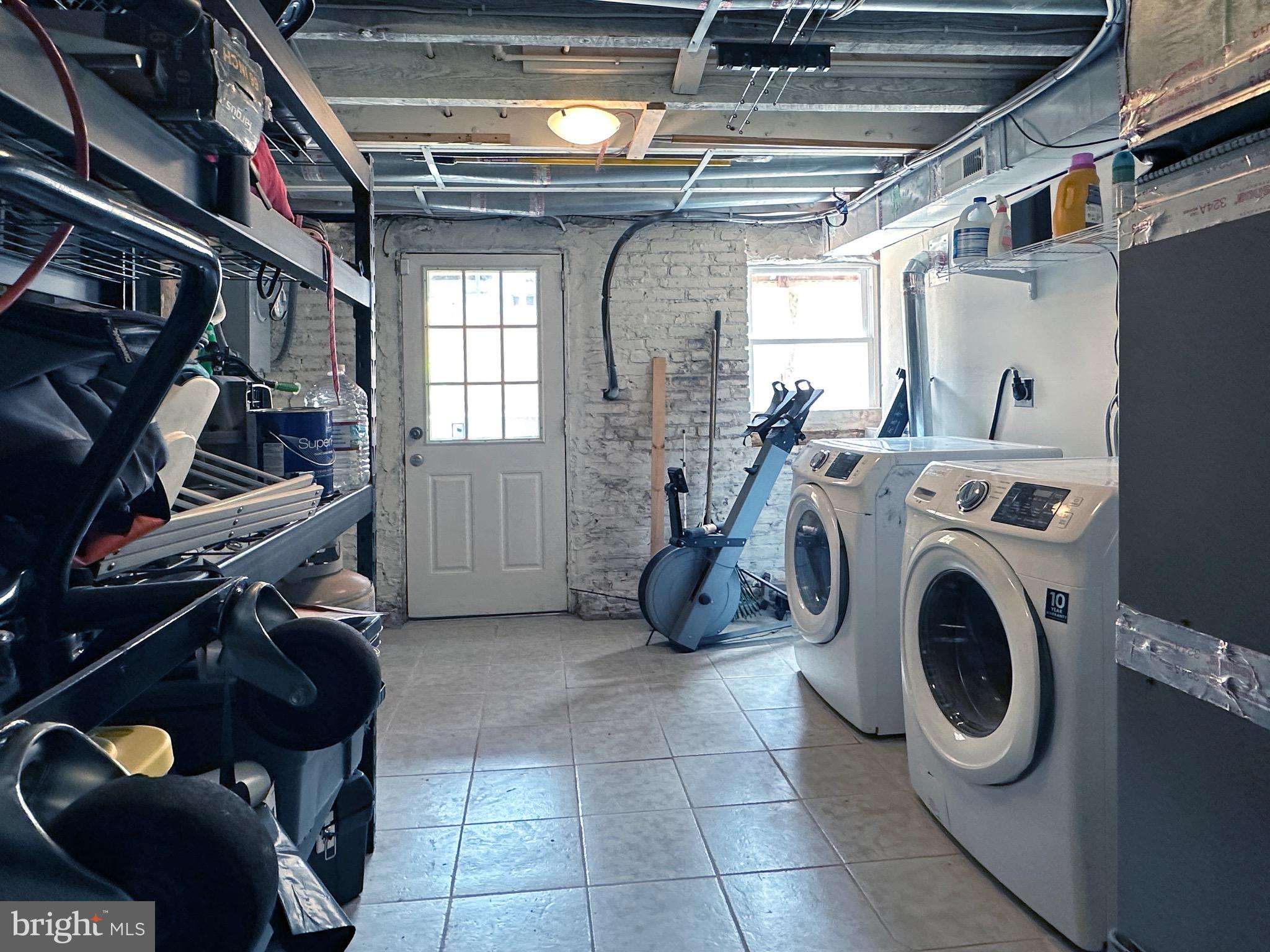 CHARLES VILLAGE - Residential