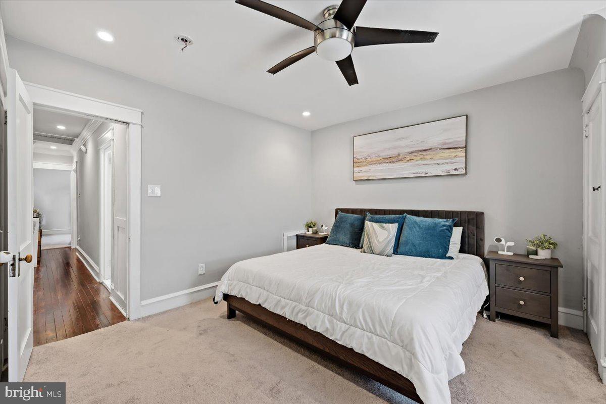 ROXBOROUGH - Residential