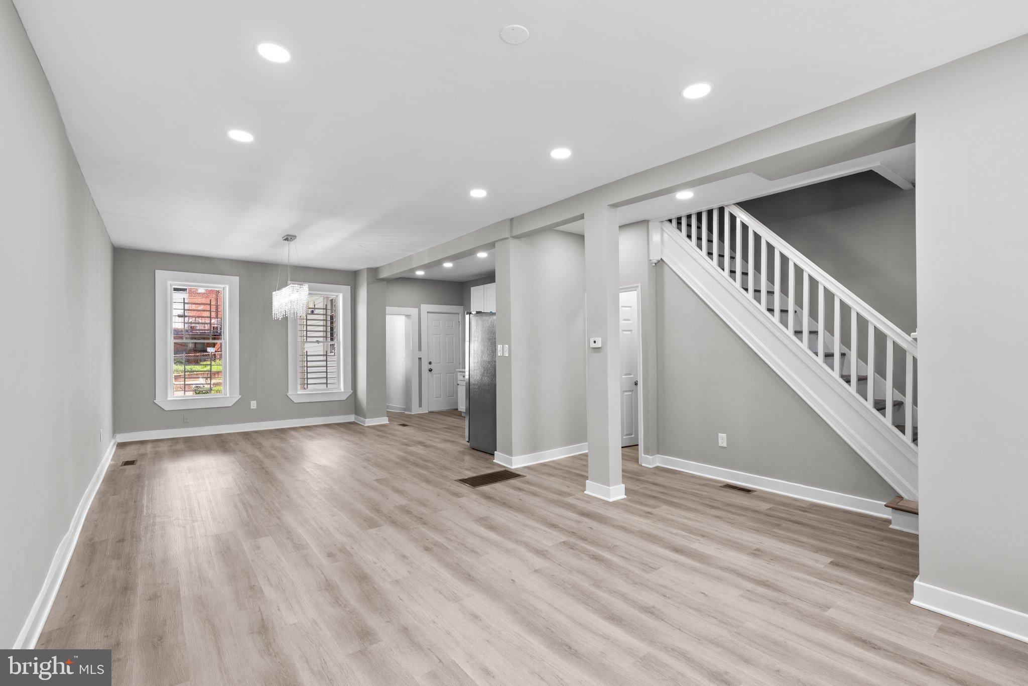 COLD SPRING NEWTOWN - Residential