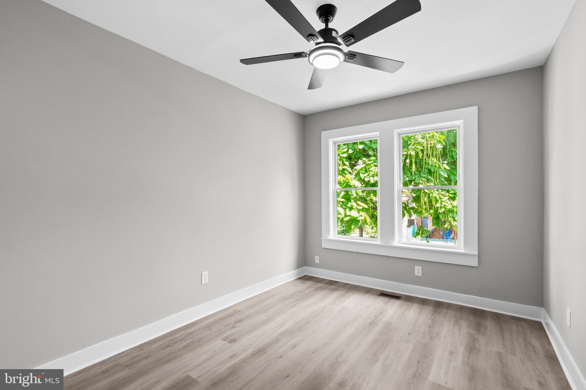 COLD SPRING NEWTOWN - Residential