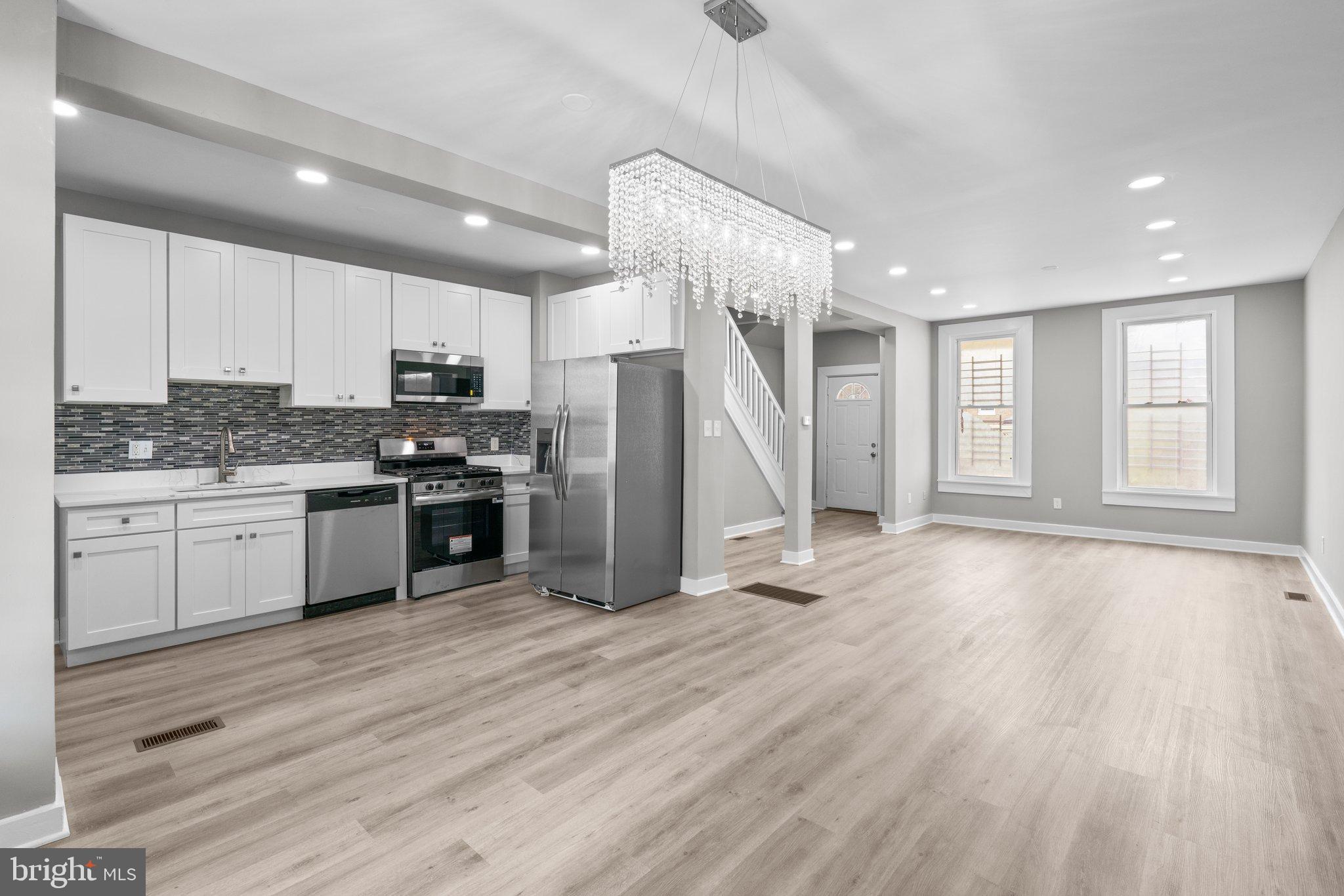 COLD SPRING NEWTOWN - Residential