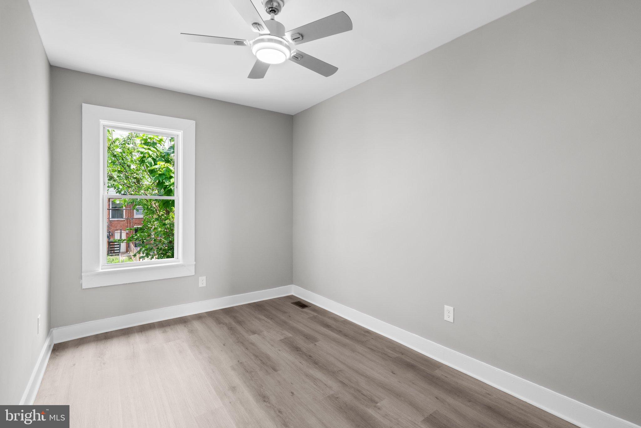 COLD SPRING NEWTOWN - Residential