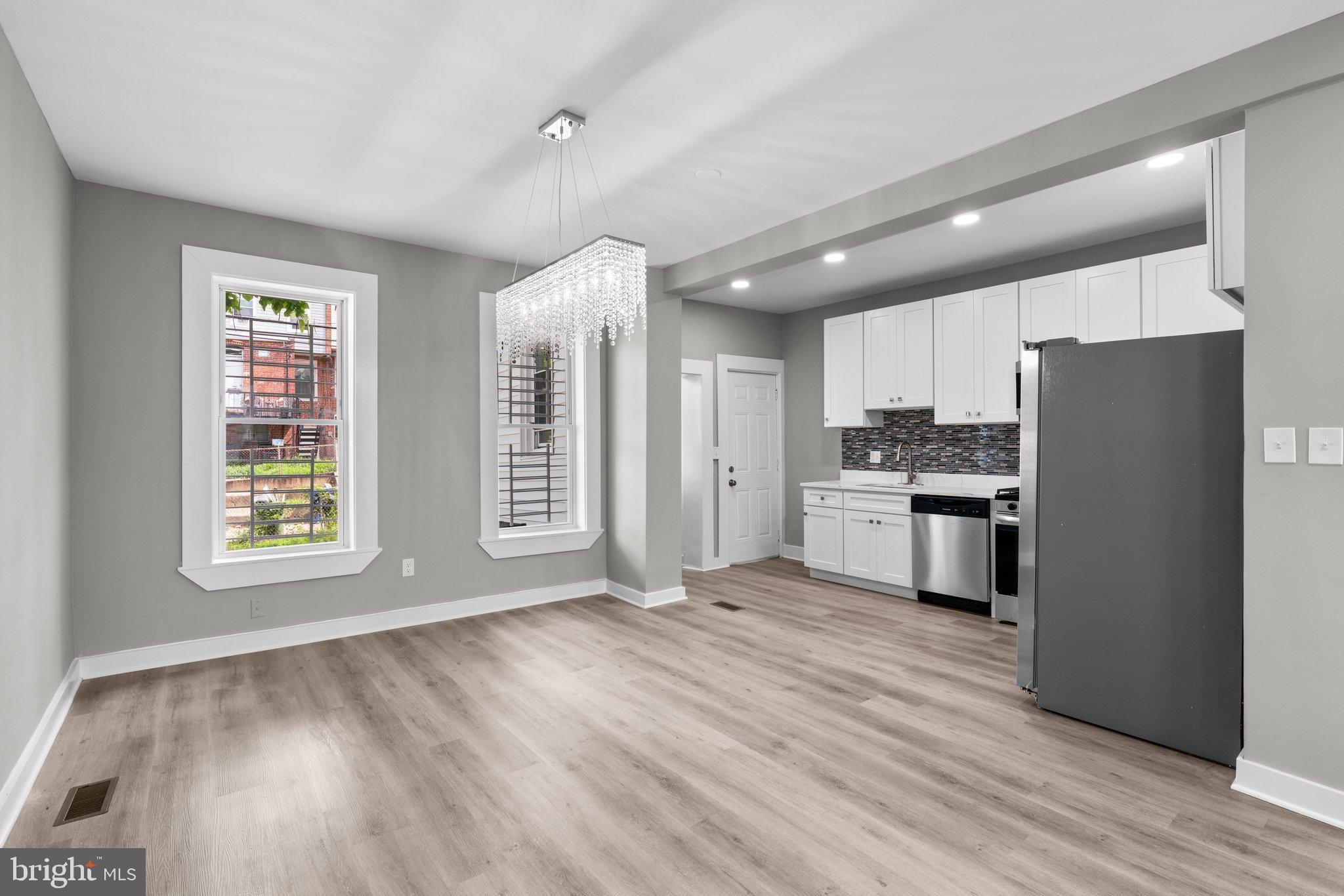 COLD SPRING NEWTOWN - Residential