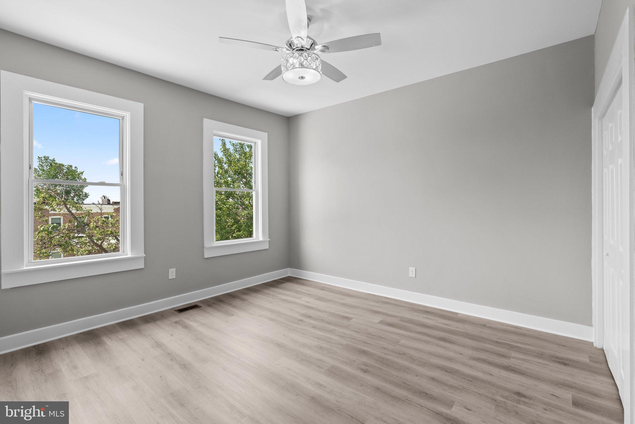 COLD SPRING NEWTOWN - Residential