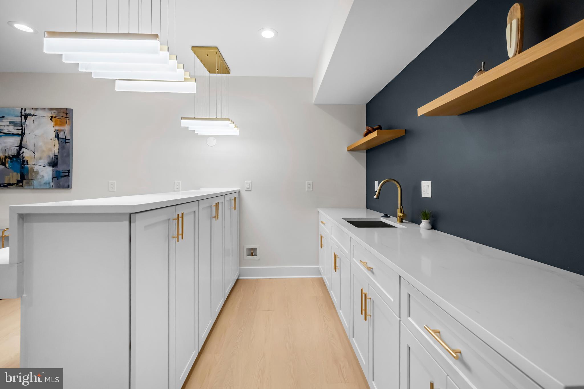 WILLET HEIGHTS - Residential Lease