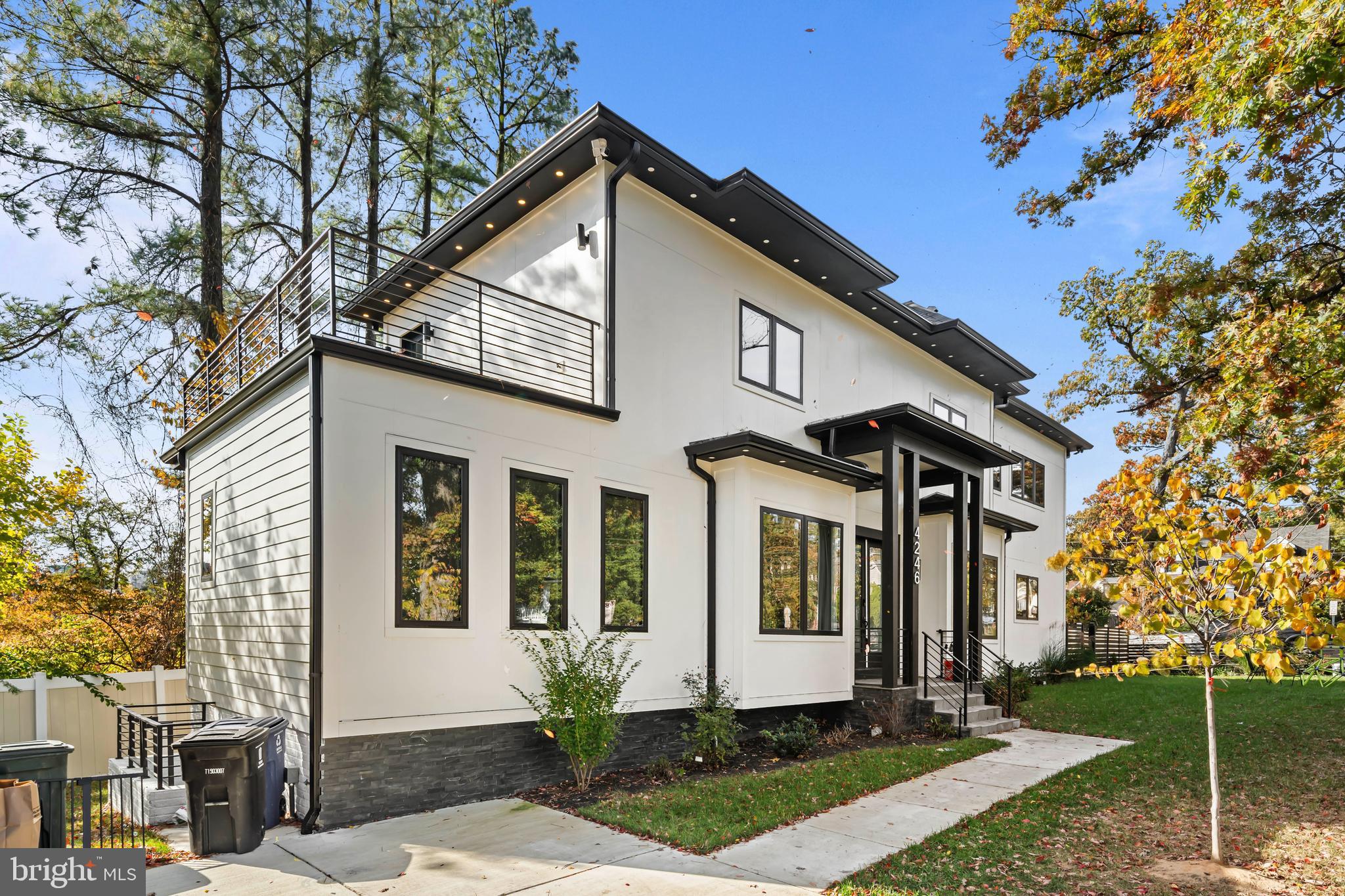 WILLET HEIGHTS - Residential Lease