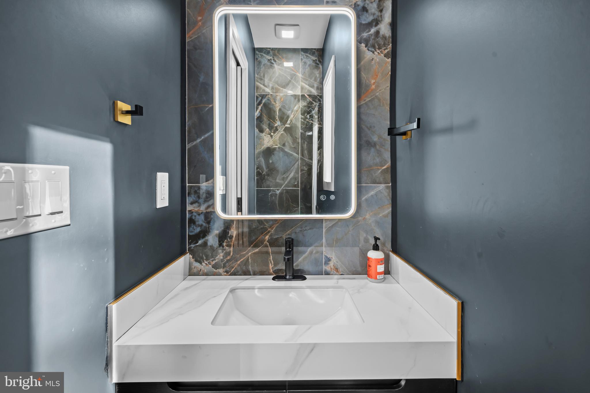 WILLET HEIGHTS - Residential Lease