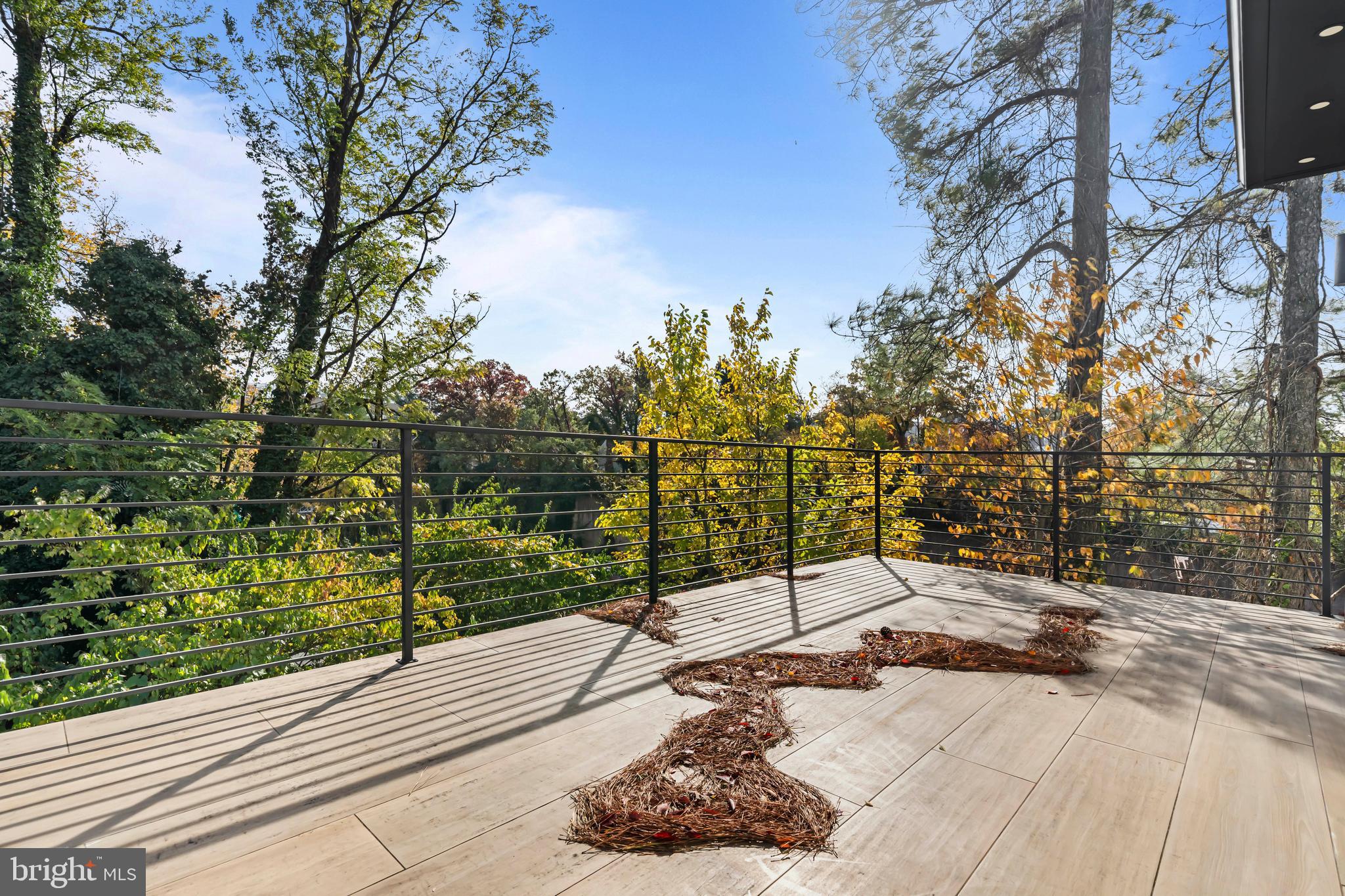 WILLET HEIGHTS - Residential Lease