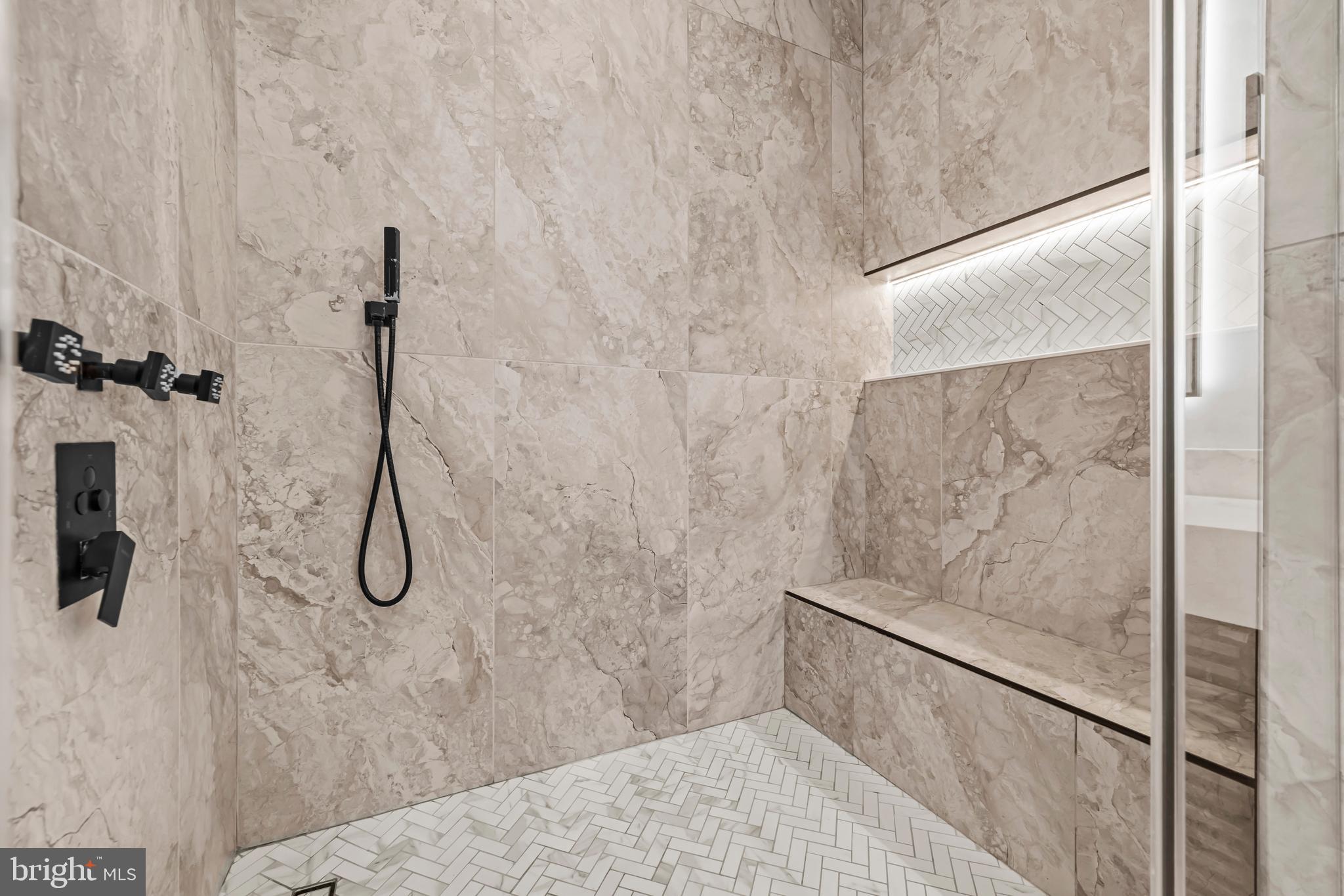 WILLET HEIGHTS - Residential Lease