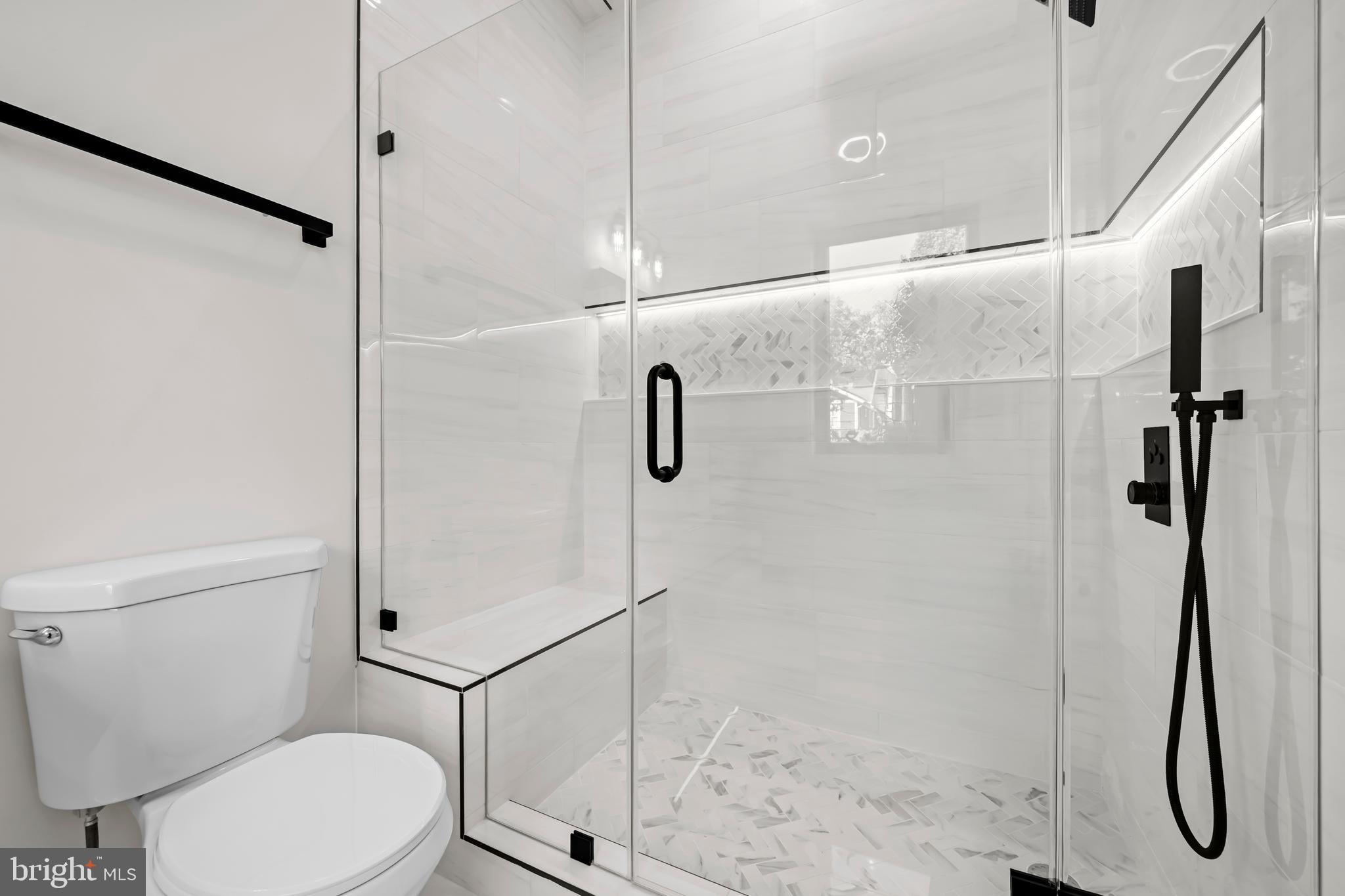 WILLET HEIGHTS - Residential Lease