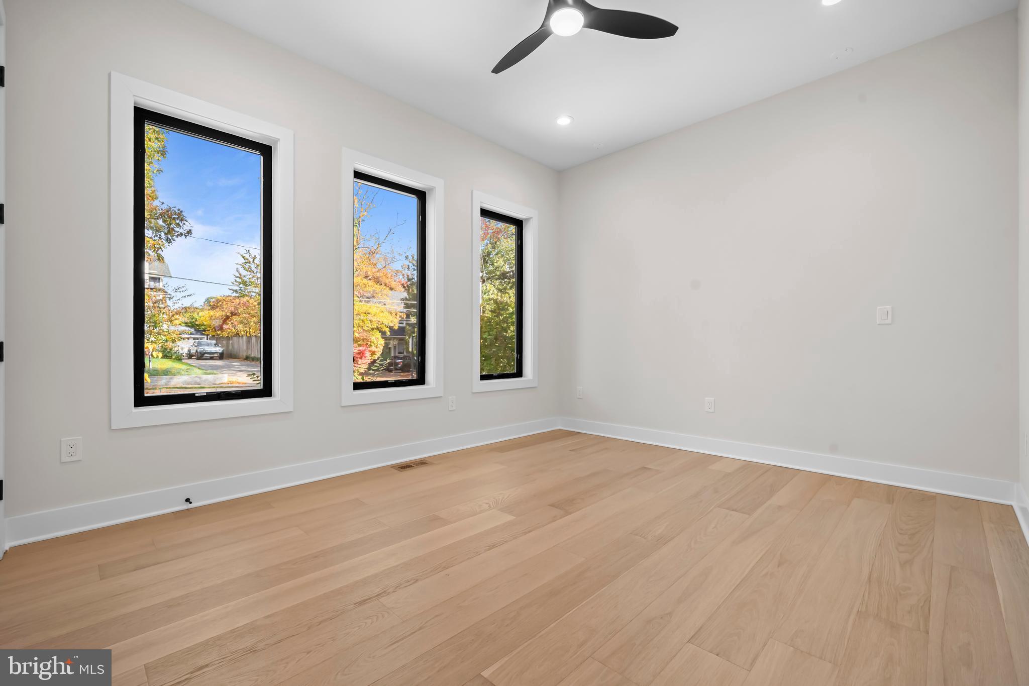 WILLET HEIGHTS - Residential Lease