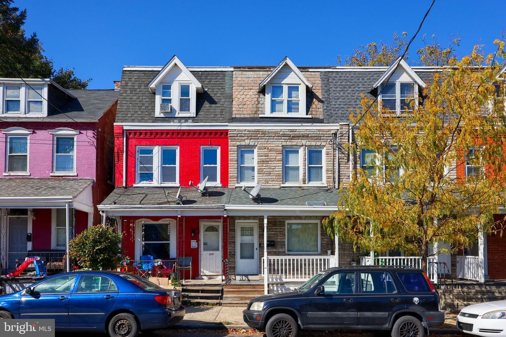 Photo of 817 Manor Street, Lancaster, PA 17603 (MLS # PALA2042498)