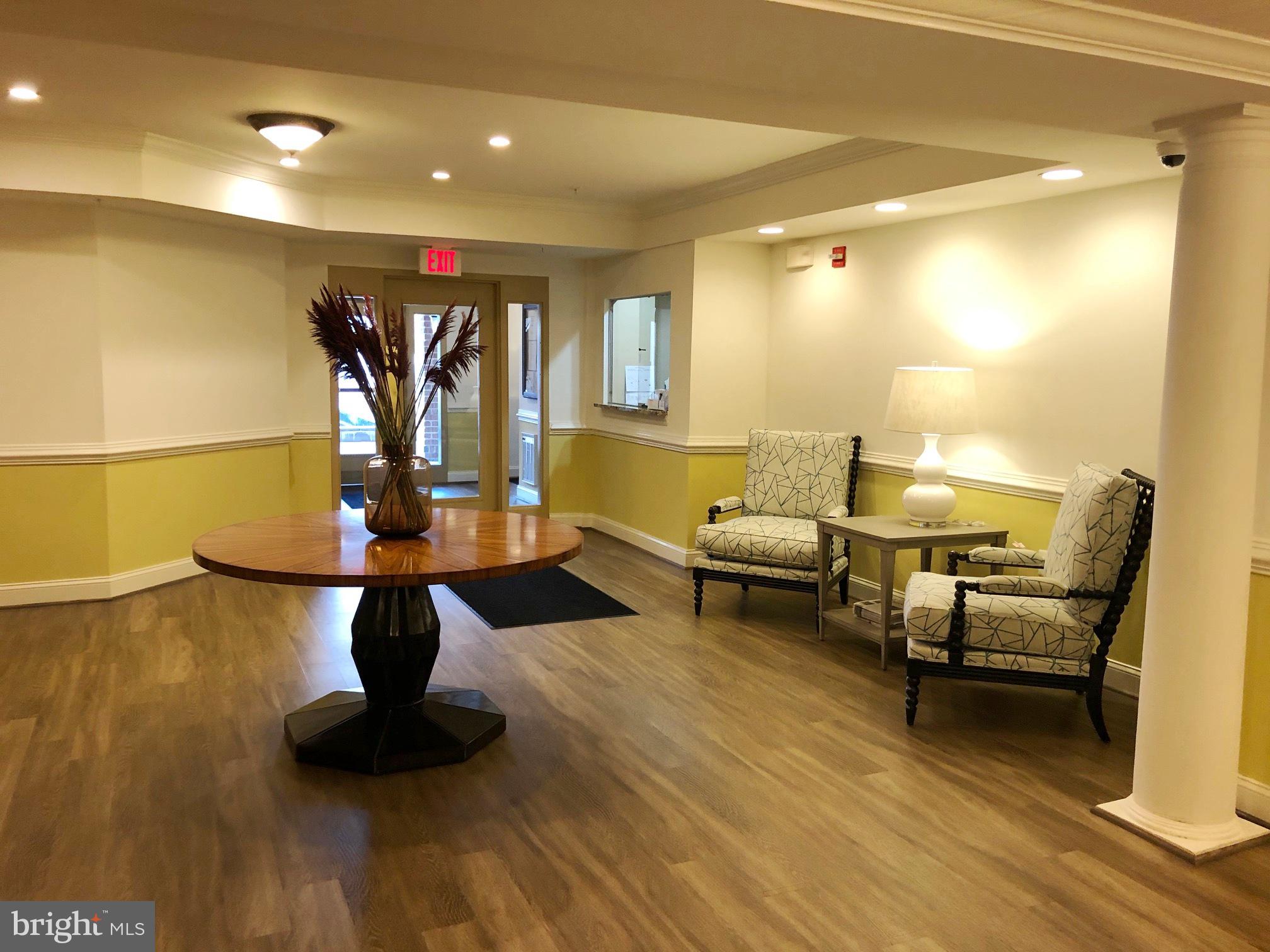 SAINTSBURY PLAZA - Residential Lease