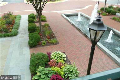 SAINTSBURY PLAZA - Residential Lease