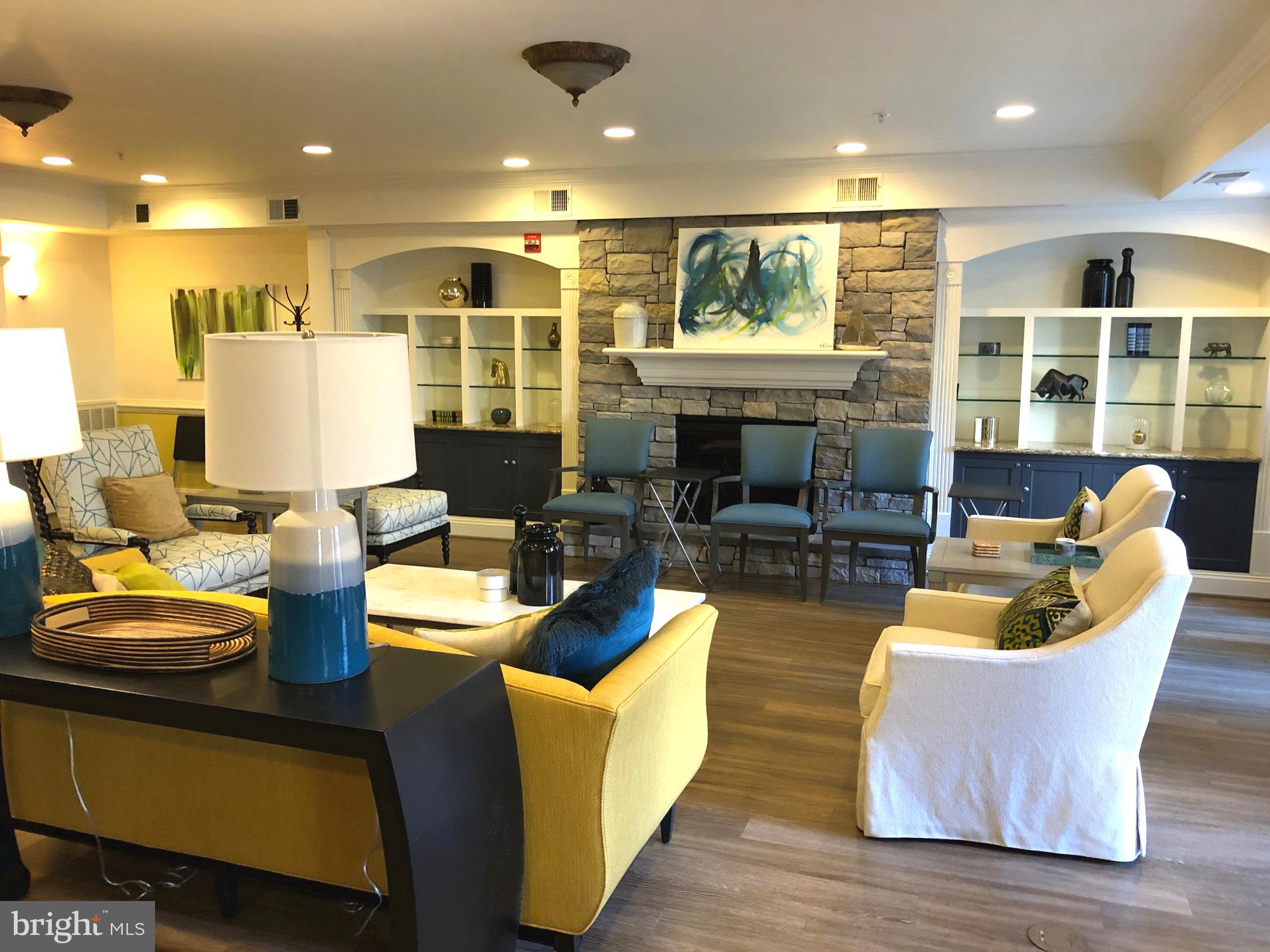 SAINTSBURY PLAZA - Residential Lease