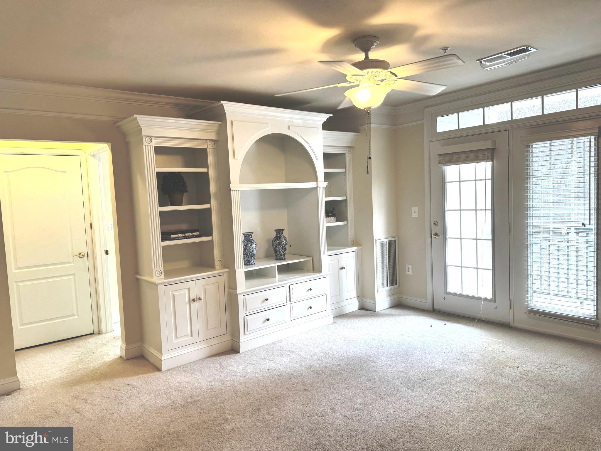 SAINTSBURY PLAZA - Residential Lease