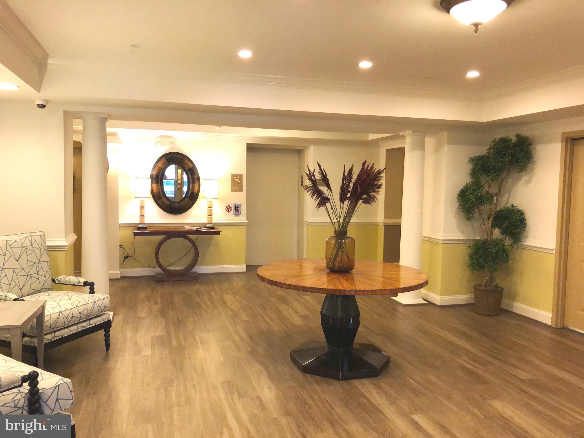 SAINTSBURY PLAZA - Residential Lease