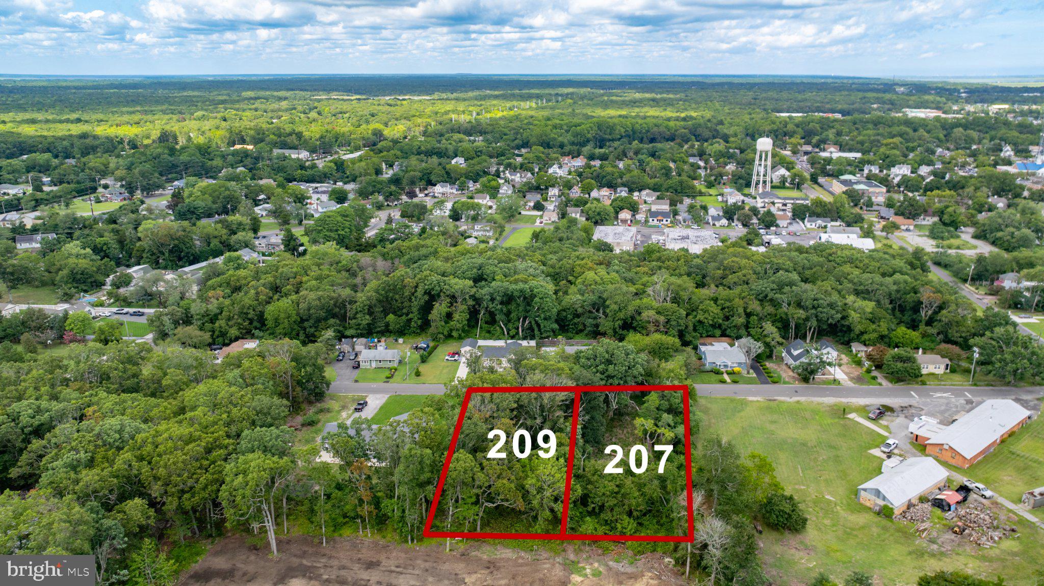 207 SCHOOLHOUSE LANE