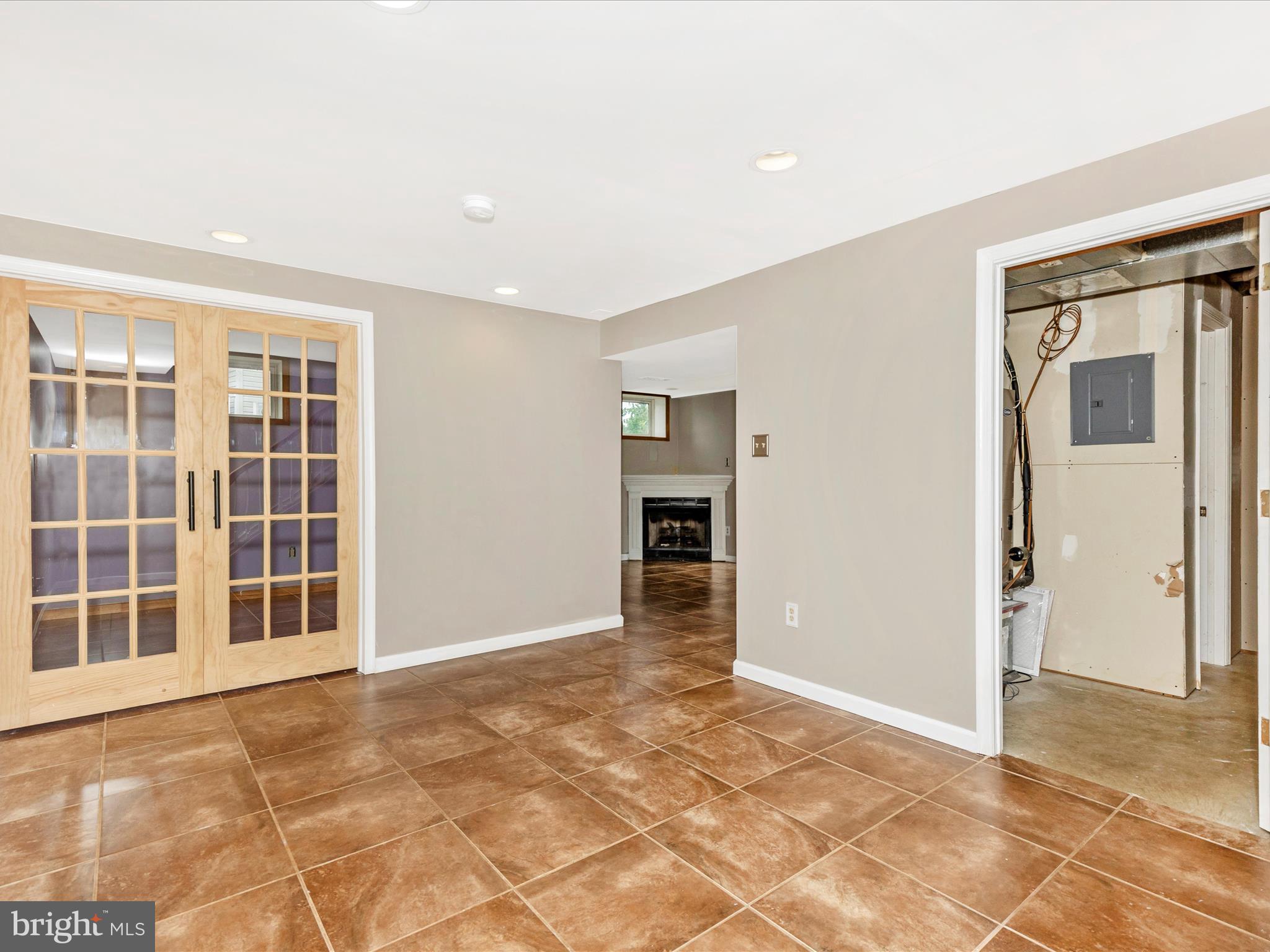 NEW MARKET WEST - Residential