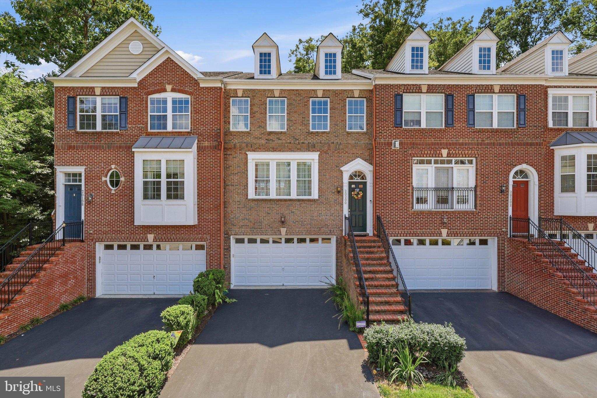 20200 CENTER BROOK SQUARE