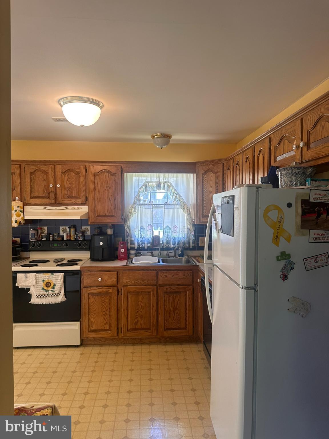 STUYVESANT ACRES - Residential