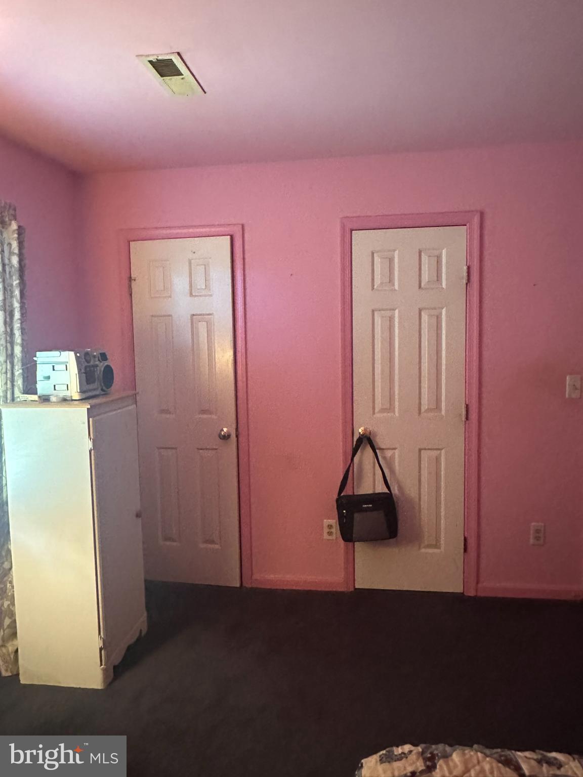 STUYVESANT ACRES - Residential