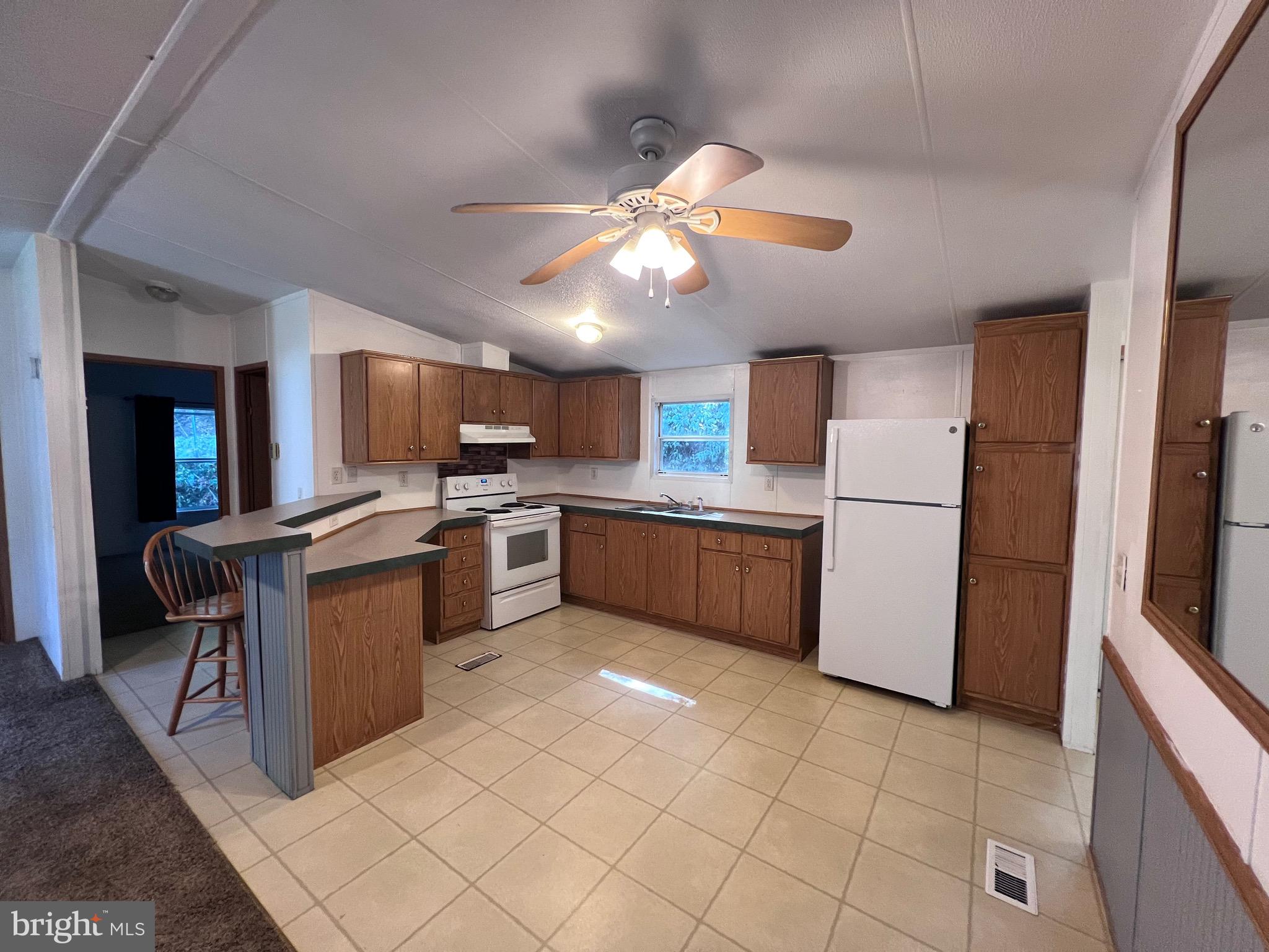 HENRY F. KAVE - Residential