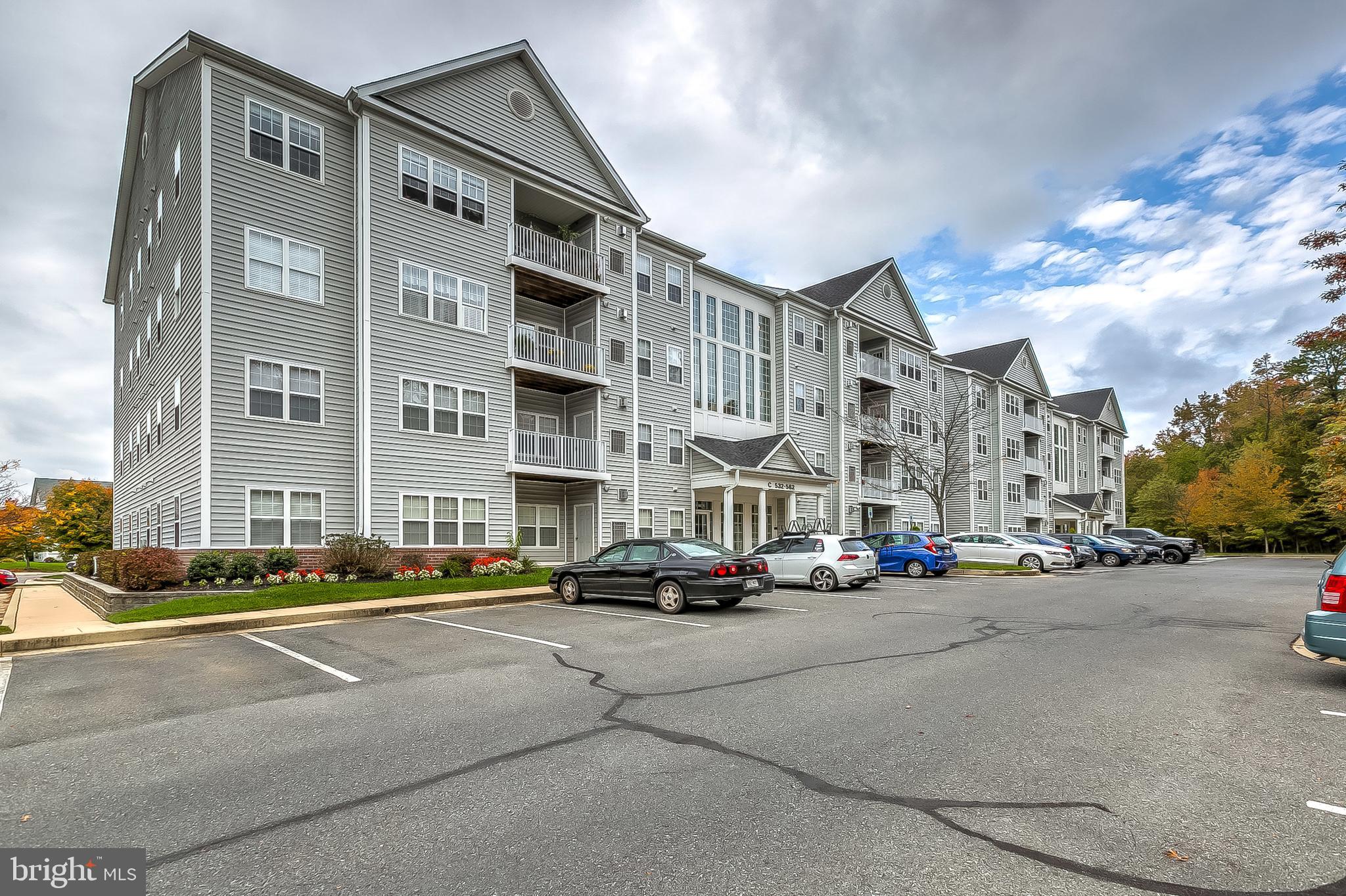 HOPEWELL POINTE - Residential