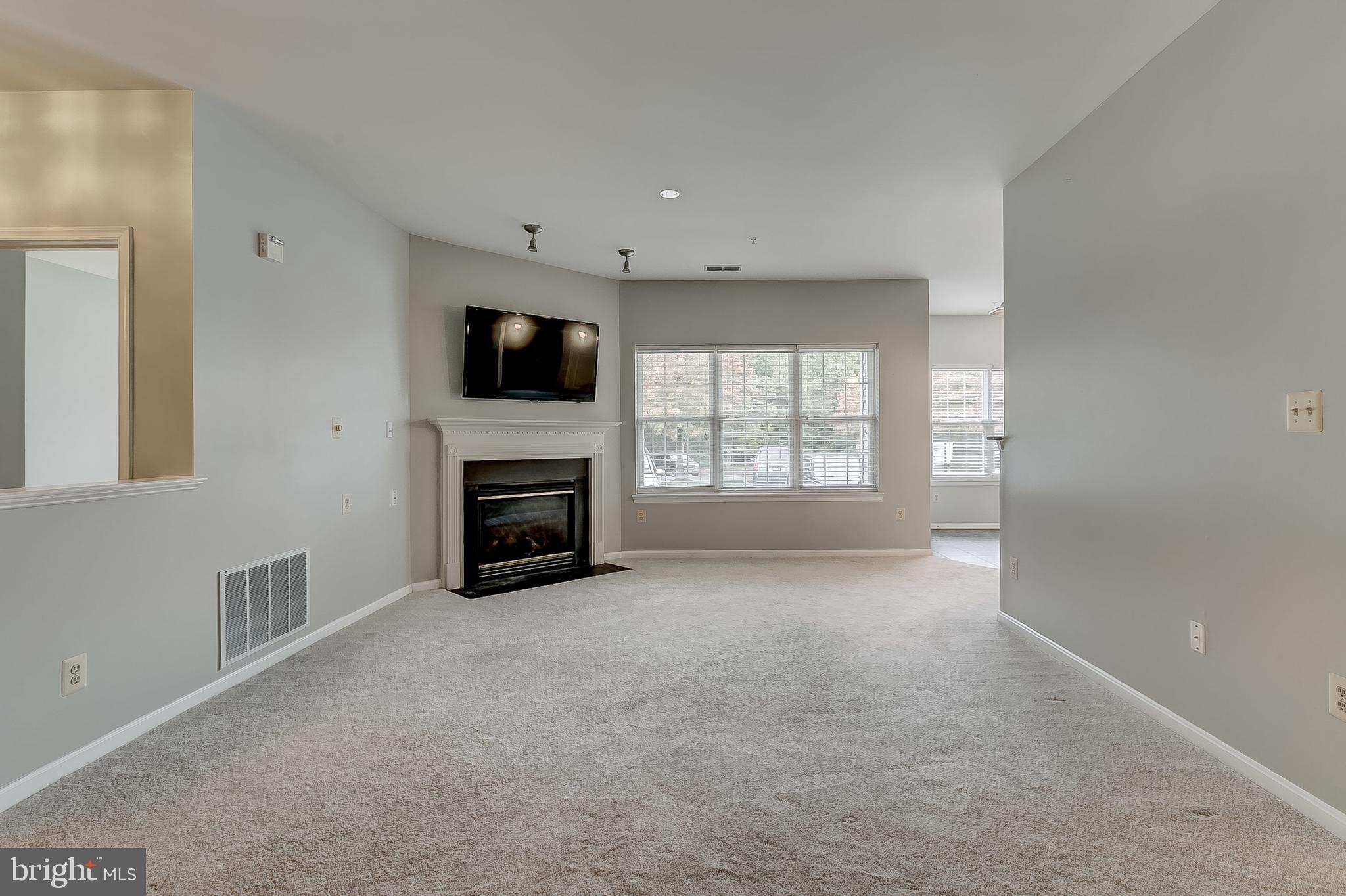 HOPEWELL POINTE - Residential