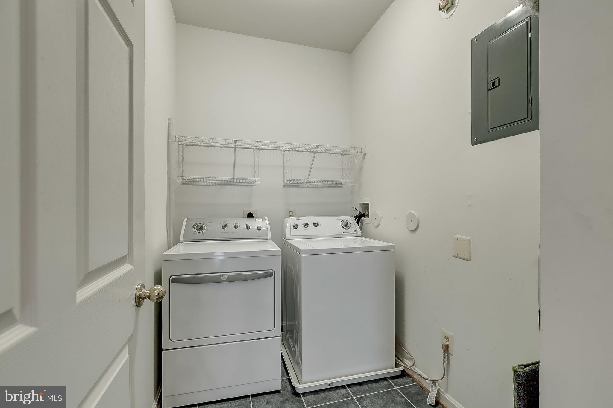 HOPEWELL POINTE - Residential