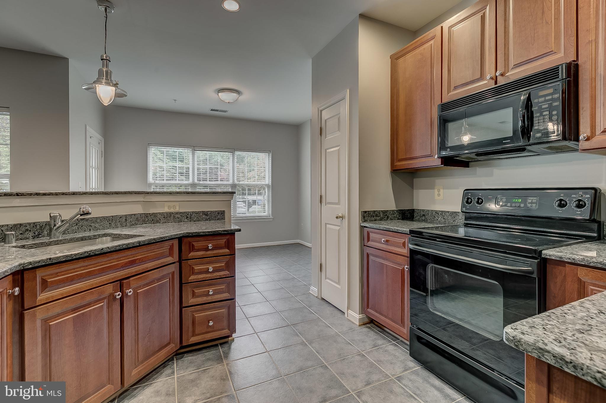 HOPEWELL POINTE - Residential